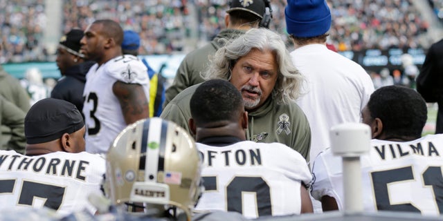 In this Nov. 3, 2013, photo, New Orleans Saints defensive coordinator Rob Ryan talks to his team during the first half of an NFL football game against the New York Jets in East Rutherford, N.J. In his first season with New Orleans, Ryan has perhaps done his best work yet, keeping a unit beset by key injuries performing well into the divisional round of the playoffs. Now, however, the Saints' defense returns to Seattle, site of its worst performance this season. (AP Photo/Mel Evans)