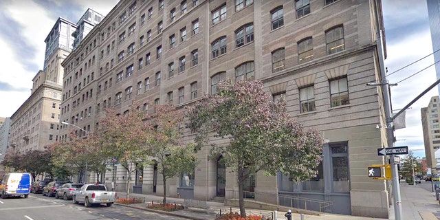New York City’s Hudson Square area is not convenient to many commuters.