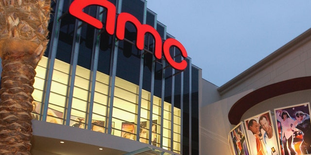BURBANK, CA - JUNE 18: Crowds gather at the new AMC Burbank 16 in Burbank, California. The grand opening/benefit event honored actor Kevin Bacon and his films. (Photo by Vince Bucci/Getty Images)