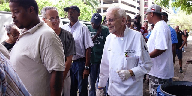 Arnold Abbott plans to defy Fort Lauderdale's ordinance against feeding the homeless again on Wednesday. (Courtesy: Sun-Sentinel)