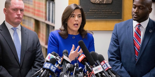 CHICAGO, IL - NOVEMBER 24: Cook County State's Attorney Anita Alvarez speaks to the media about Chicago Police officer Jason Van Dyke following a bond hearing for Van Dyke at the Leighton Criminal Courts Building on November 24, 2015 in Chicago, Illinois. Van Dyke has been charged with first degree murder for shooting 17-year-old Laquan McDonald 16 times on October 20, 2014 after responding to a call of a knife wielding man who had threatened the complainant and was attempting to break into vehicles in a trucking yard. (Photo by Scott Olson/Getty Images)