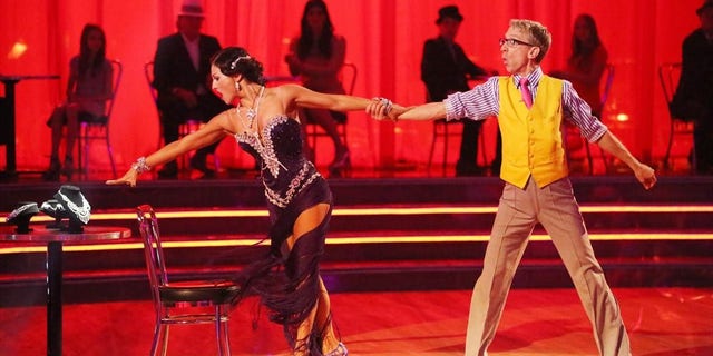 Andy Dick and Sharna Burgess dance to a Latin-inspired hit on "Dancing With the Stars" on April 29, 2013.