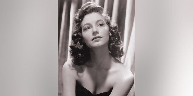 Ava Gardner developed a close bond with Frank Sinatra's daughters.