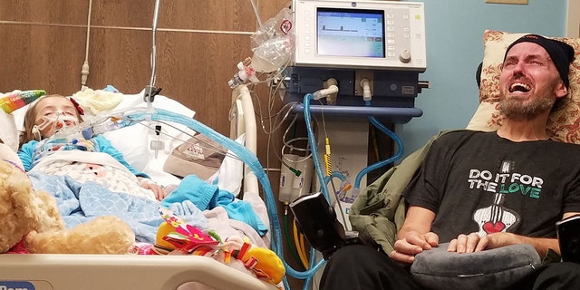 Mom Posts Gut Wrenching Image Of Dying Daughter And Grandfather