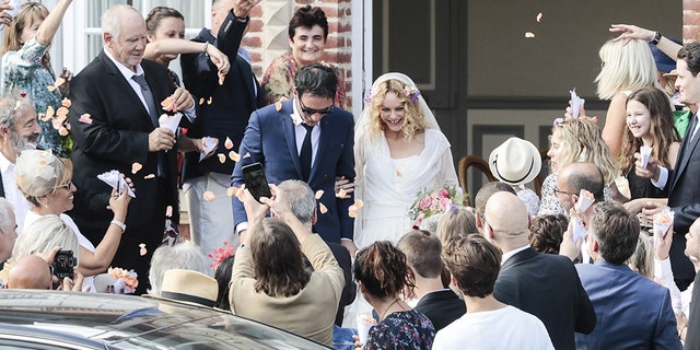 Johnny Depp's ex Vanessa Paradis married boyfriend, director Samuel Benchetrit on Saturday.