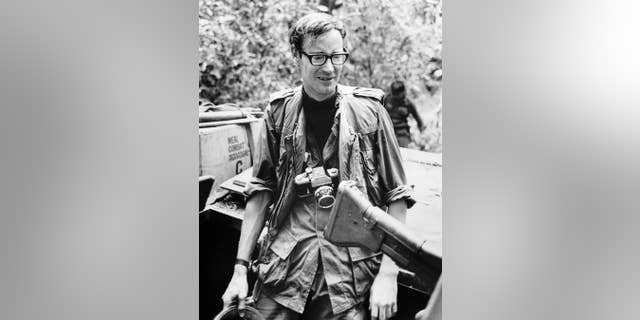 This is a December 1967, image taken in Vietnam of veteran newsman Al Webb, made available by Corbis on Tuesday Feb 3, 2015. Al Webb has died in England after a long career in which he received a military medal for valor while covering the war in Vietnam. He was 79. His wife Elizabeth Webb said Tuesday Feb. 3, 2015 that he died Jan. 25 at a hospital in Banbury, 75 miles (120 kilometers) northwest of London from complications from pneumonia and diabetes. (AP Photo/CORBIS) NO ACHIVE