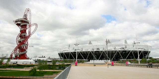 45943846-Britain Olympics ArcelorMittal Orbit Sculpture Unveiling