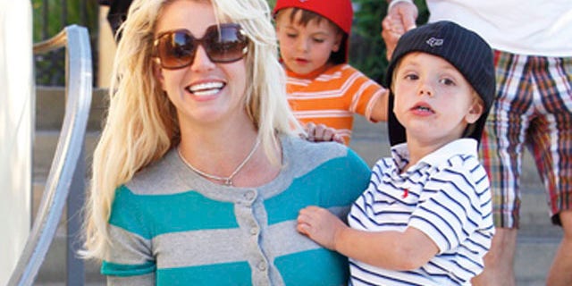 June 4: Britney Spears and her father Jamie take Sean Preston and Jayden to Johnny Rockets in Calabasas.