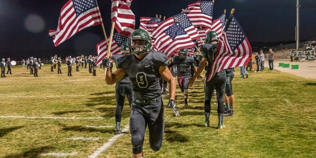 Burroughs High School football players in Ridgecrest, Calif., on Friday, October 20, 2017.