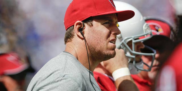 Arizona Cardinals quarterback Drew Stanton (5) throws a pass during the second half of an NFL football game Sunday, Sept. 14, 2014, in East Rutherford, N.J. The Cardinals won the game 25-14. (AP Photo/Kathy Willens)