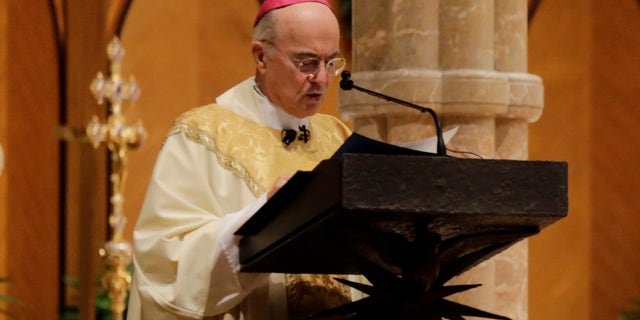 Carlo Maria Viganò.