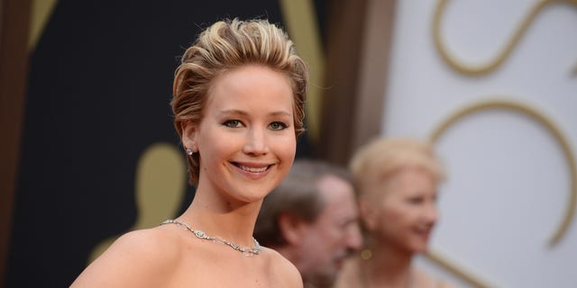 Jennifer Lawrence arrives at the Oscarsat the Dolby Theatre in Los Angeles, on March 2, 2014.