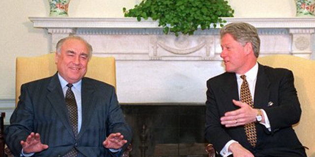 FILE - In this Jan. 30, 1996 file photo President Clinton sits with Russian Prime Minister Viktor Chernomyrdin during a meeting in the Oval Office of the White House. Viktor Chernomyrdin, who served as Russia's prime minister in the turbulent 1990s as the country was throwing off communism and developing as a market economy, died Wednesday, Nov. 3, 2010. He was 72. (AP Photo/Charles Tasnadi, File)