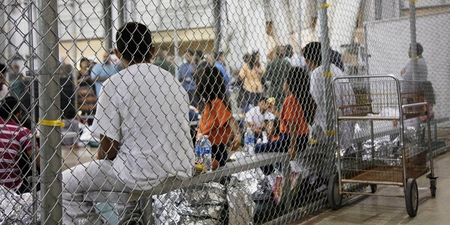 Children_Immigration_AP