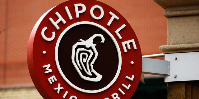 Customers ranked Chipotle's food quality low in trustworthiness in a new survey