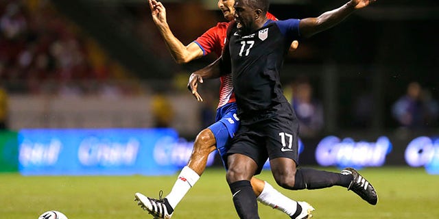United States' Jozy Altidore and Costa Rica's Celso Borges during qualifying match in San Jose, Costa Rica, Nov. 15, 2016.