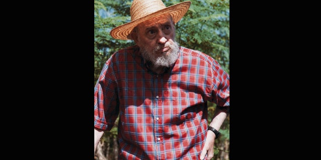 This picture released by Cubadebate on its website early Monday Oct. 22, 2012 shows Cuban leader Fidel Castro in Habana, Cuba Sunday Oct. 21, 2012. Castro has written Sunday an article in state-media criticizing those who spread rumors he was on his death bed.