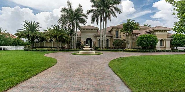Karlos Dansby's House