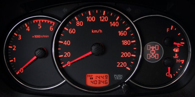 The dashboard of a Mitsubishi Pajero sport is seen in Kiev, March 2, 2012. REUTERS/Gleb Garanich (UKRAINE - Tags: TRANSPORT) - RTR2YR15