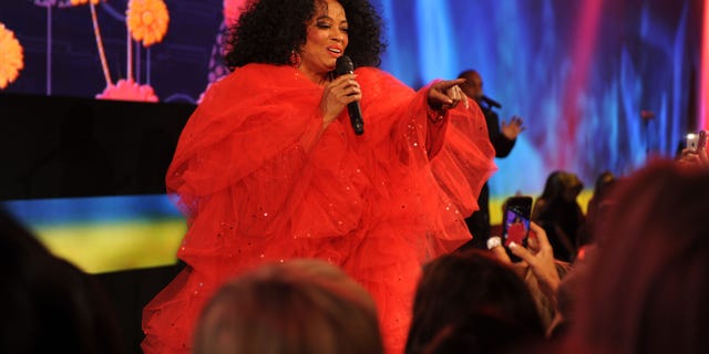 Diana Ross performs at the InterContinental Miami 20 year anniversary MAKE-A-WISH Ball on Nov. 1, 2014.