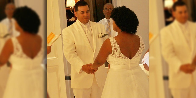 A little rain couldn't ruin one Mississippi couple's wedding day.