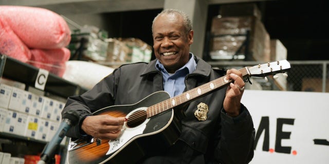 Hugh Dane was best known for his role as security guard Hank on "The Office."