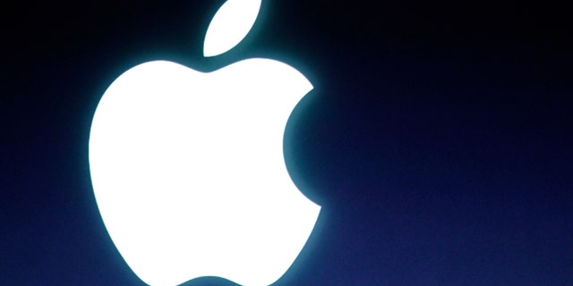 June 20, 2013: A Justice Department lawyer urged a judge to find that Appleconspired with publishers to raise electronic book prices, while an attorney for the computer giant warned that such a finding in the civil antitrust case would set a "dangerous precedent" for businesses.