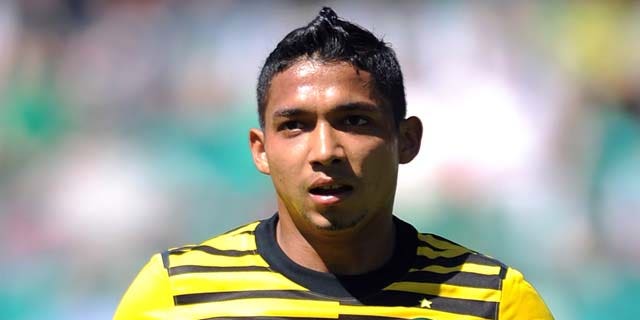 EDINBURGH, SCOTLAND - JULY 24:  Emilio Izaguirre of Celtic looks on during the Clydesdale Bank Premier League match between Hibernian and Celtic at Easter Road on July 24, 2011 in Edinburgh, Scotland.  (Photo by Chris Brunskill/Getty Images)