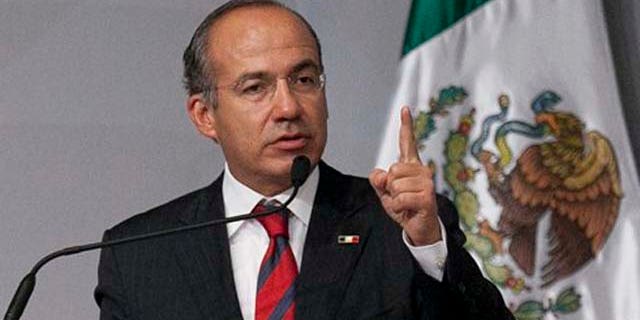 Sept. 21, 2011: Mexico's President Felipe Calderón addresses members of the Mexican community on Wednesday during a visit to Los Angeles.