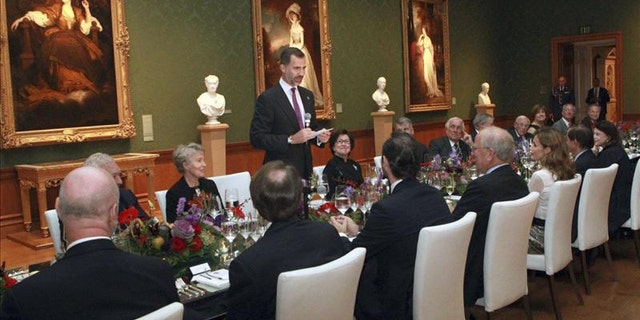 Crown Prince Felipe giving an address at a dinner in California's Huntington Library, the final event on the official agenda of the prince and his wife, Princess Letizia, before they departed for Florida and the Miami Book Fair International. EFE/Photo provided by the Spanish Royal Palace