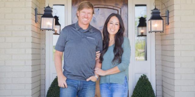 Fixer Upper Beachum on porch
