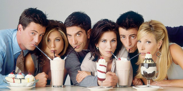 From left, Matthew Perry as Chandler Bing, Jennifer Aniston as Rachel Green, David Schwimmer as Ross Geller, Courtney Cox as Monica Geller, Matt LeBlanc as Joey Tribbiani, and Lisa Kudrow as Phoebe Buffay in the '90s comedy series, 'Friends.'