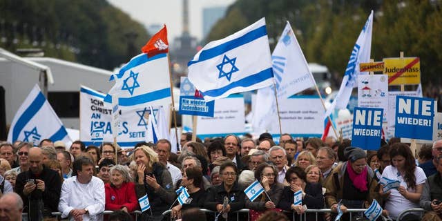 Anti-Semitism in Germany mars International Holocaust Remembrance Day ...