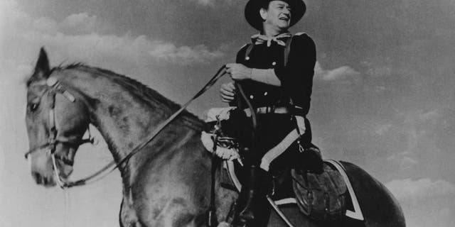 (GERMANY OUT) *26.05.1907-11.06.1979+Schauspieler Film USAzu Pferd in dem Film 'Der letzte Befehl'( The Horse Soldiers ).- 1959 (Photo by ullstein bild/ullstein bild via Getty Images)