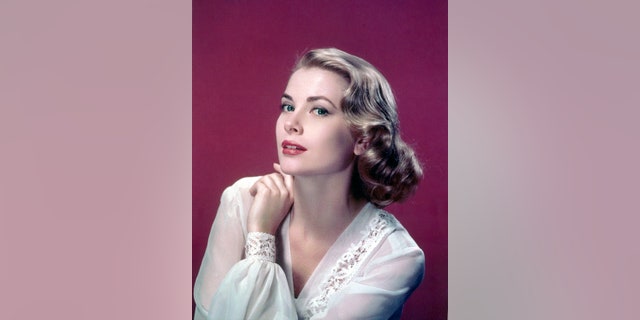 American actress Grace Kelly (1929-1982).