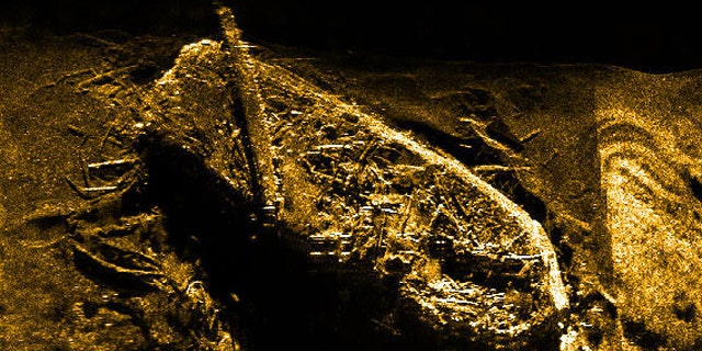 Canadian archaeologists in the Arctic have successfully located the wreckage of the HMS Investigator and the resting place of three Royal Navy crew members.