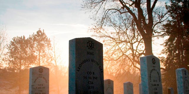 HollywoodCemetery_57.jpg
