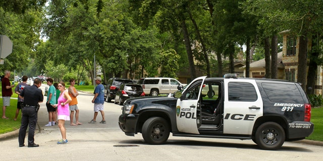 da53b448-Houston Shooting