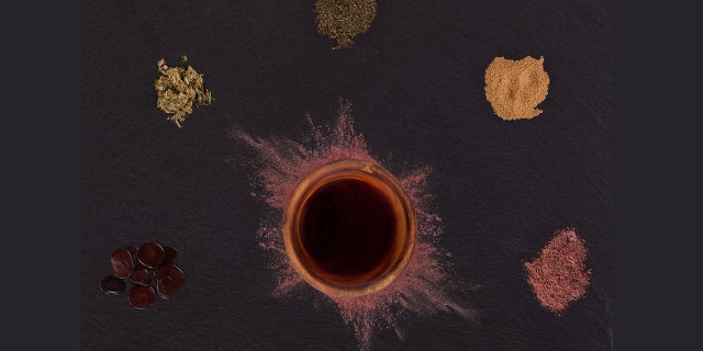 Ayahuasca brew and other visionary plants. Iboga, Salvia divinorum, mimosa hostilis, syrian rue, yopo seeds and marijuana. Entheogens and Altered states of consciousness.