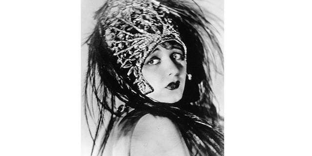 Barbara La Marr starring as Donna Roma in "The Eternal City".