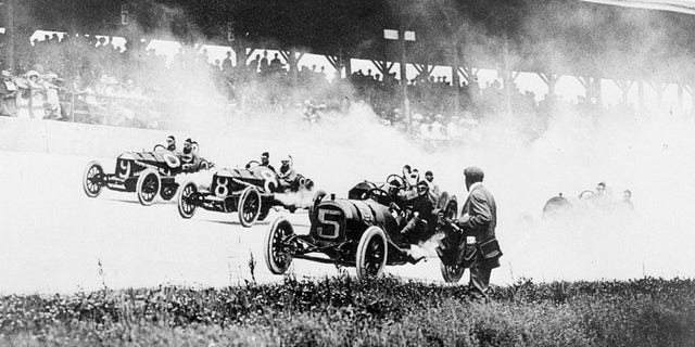 Scene from the first Indy 500