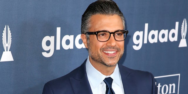 BEVERLY HILLS, CALIFORNIA - APRIL 02: Actor Jaime Camil attends the 27th Annual GLAAD Media Awards hosted by Ketel One Vodka at the Beverly Hilton on April 2, 2016 in Beverly Hills, California. (Photo by Joe Scarnici/Getty Images)