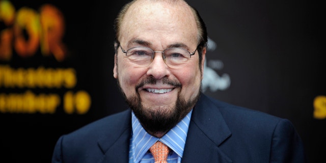 Cast member James Lipton attends the premiere of the film "Igor" in Los Angeles September 13, 2008.