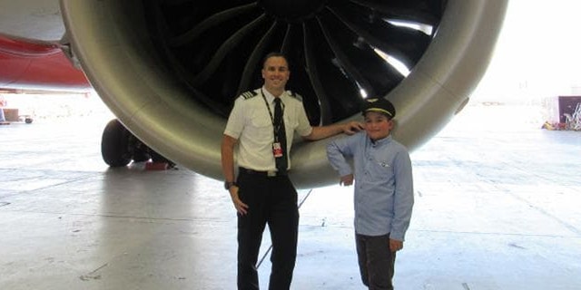 20 Jetstar employees pooled their money together to help Francis achieve his business class dreams.