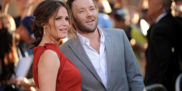 Aug. 06: Jennifer Garner and Joel Edgerton attend the world premiere of "The Odd Life of Timothy Green" at The El Capitan Theatre.