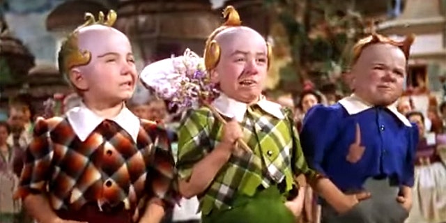 munchkins wizard of oz munchkins wizard of oz