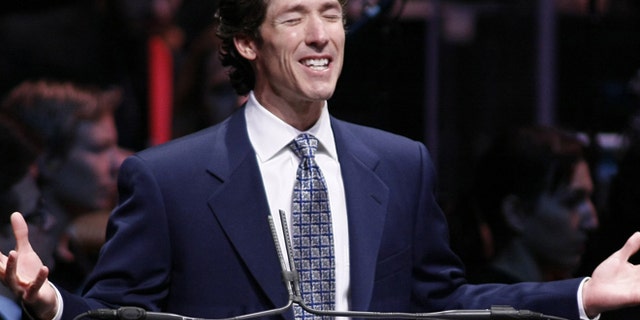 joel osteen s church robbed of 600g in cash checks fox news