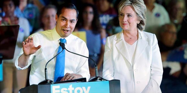 HUD Secretary Julian Castro and Democratic presidential candidate Hillary Rodham Clinton.