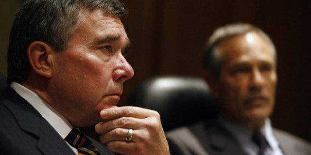 U.S. drug czar Gil Kerlikowske (L) and U.S. border czar Alan Bersin attend an interview with Reuters in Monterrey, northern Mexico September 3, 2009. (Reuters)