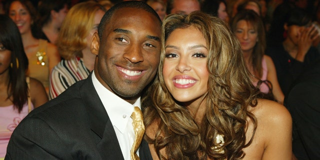 Basketball player Kobe Bryant and wife Vanessa pose during the 2004 World Music Awards at the Thomas and Mack Center on September 15, 2004 in Las Vegas, Nev.